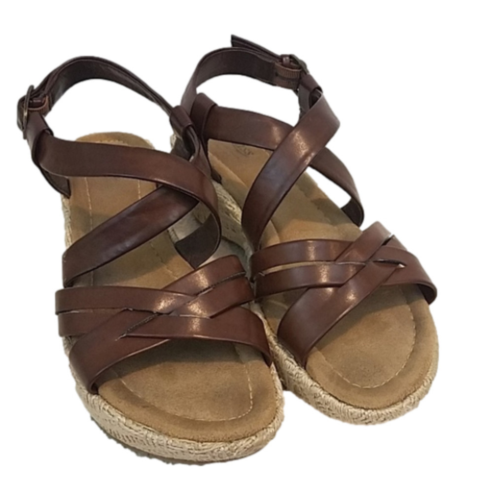 𝅺BASS Janey Sandels 7M brown straps woven heels